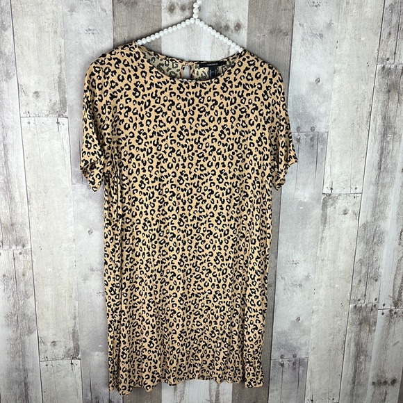 NWT Forever 21 animal print shift dress size small - Picture 1 of 6